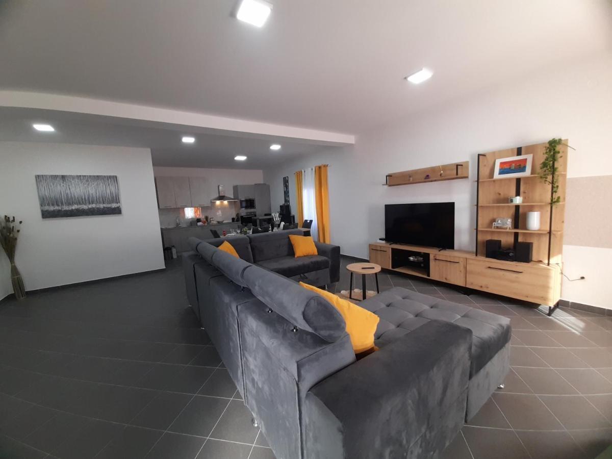 Villa Iva Rastevic Экстерьер фото
